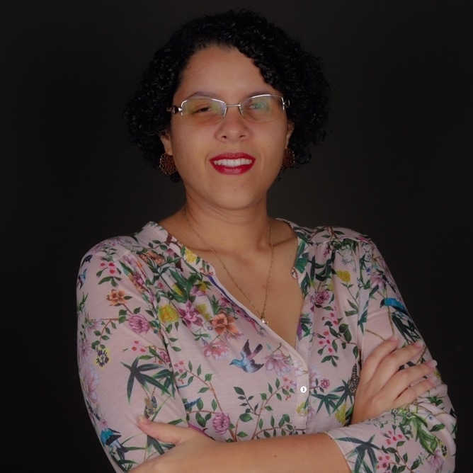 Laíse Lima - Literatura.jpg